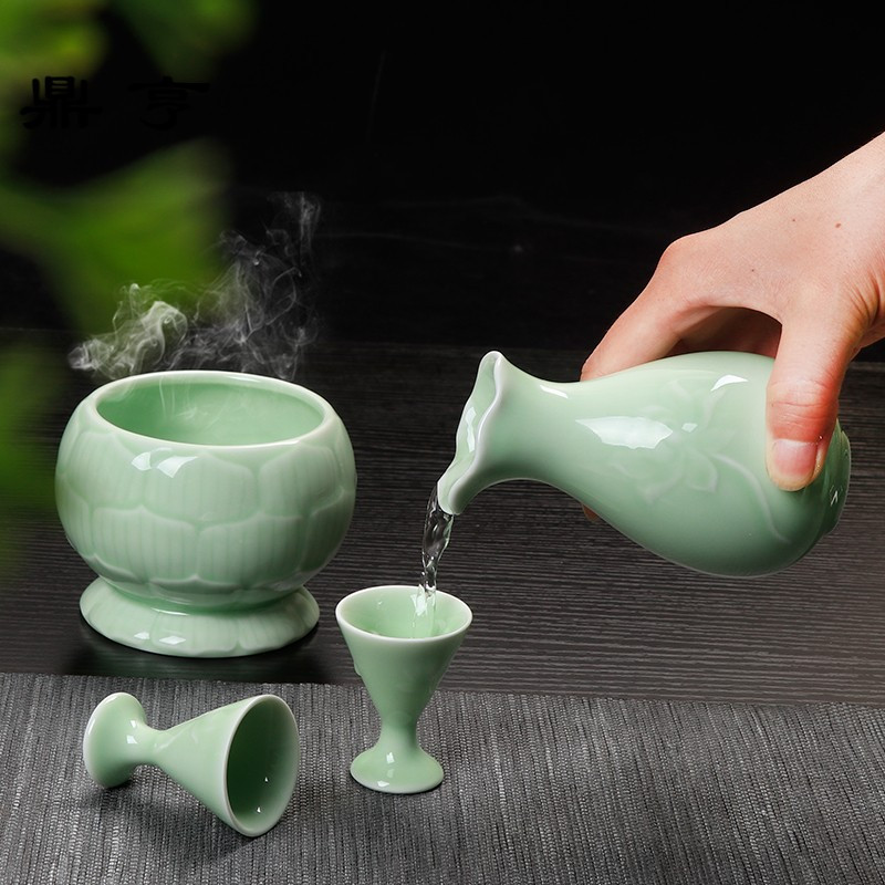 鼎亨家用酒壶醒酒器白酒杯高脚陶瓷酒具仿古酒壶1斤龙泉青瓷酒具