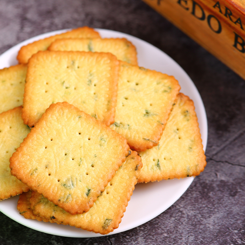 伟龙香葱鸡片105g升级含糖薄脆薄饼小包饼干脆片散装代餐怀旧