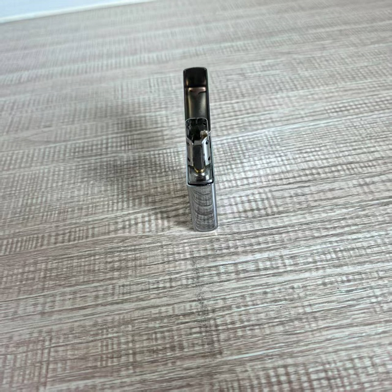 金属打火机
