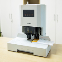 得力(deli)14608自动打孔凭证装订机白色 装订厚度35mm 电动机财务会计热熔胶铆管胶装机 办公财务装备 装订器