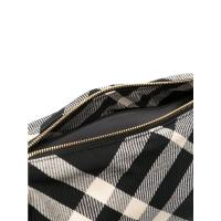 博柏利(BURBERRY)女士单肩包轻便时尚聚酯棉混纺休闲购物包手提包