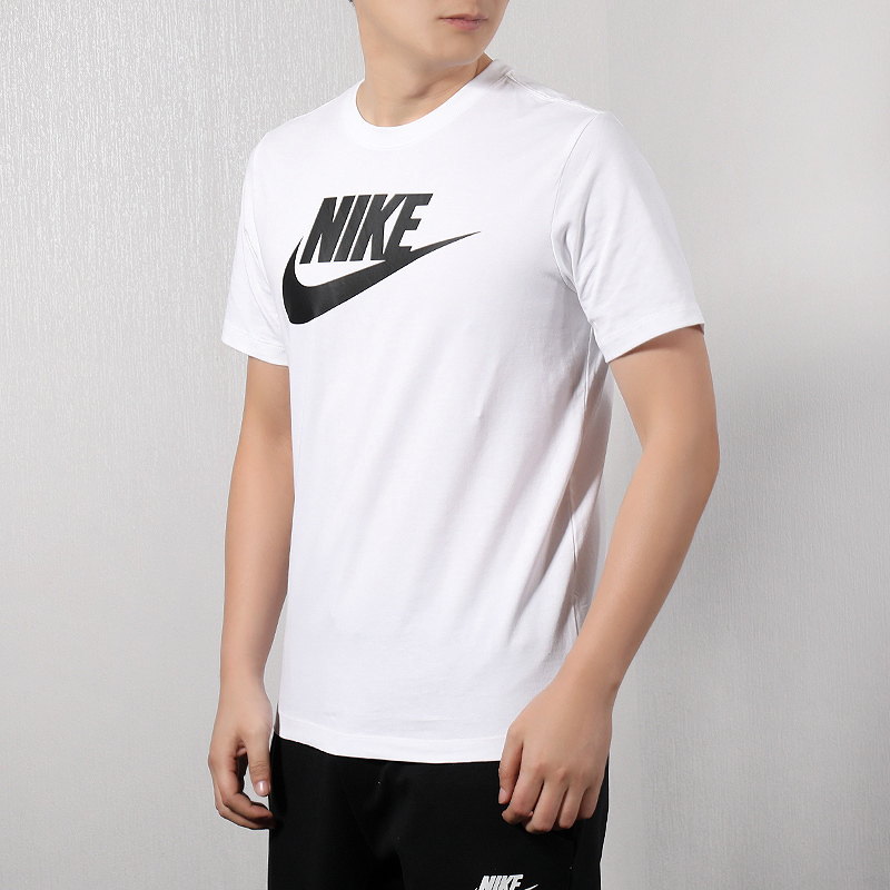 耐克(NIKE) 男装上衣夏季新款运动休闲透气跑步训练短袖T恤AR5005-101