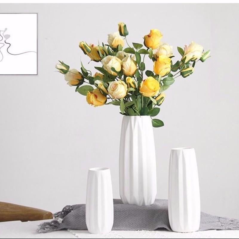 陶瓷花瓶鲜花干花简约现代插花花瓶大号中号小号创意装饰品摆件 条纹白色小号