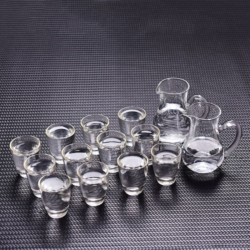 家用玻璃小白酒杯分酒器套装一两厚底一口杯烈酒杯子弹头酒盅酒具