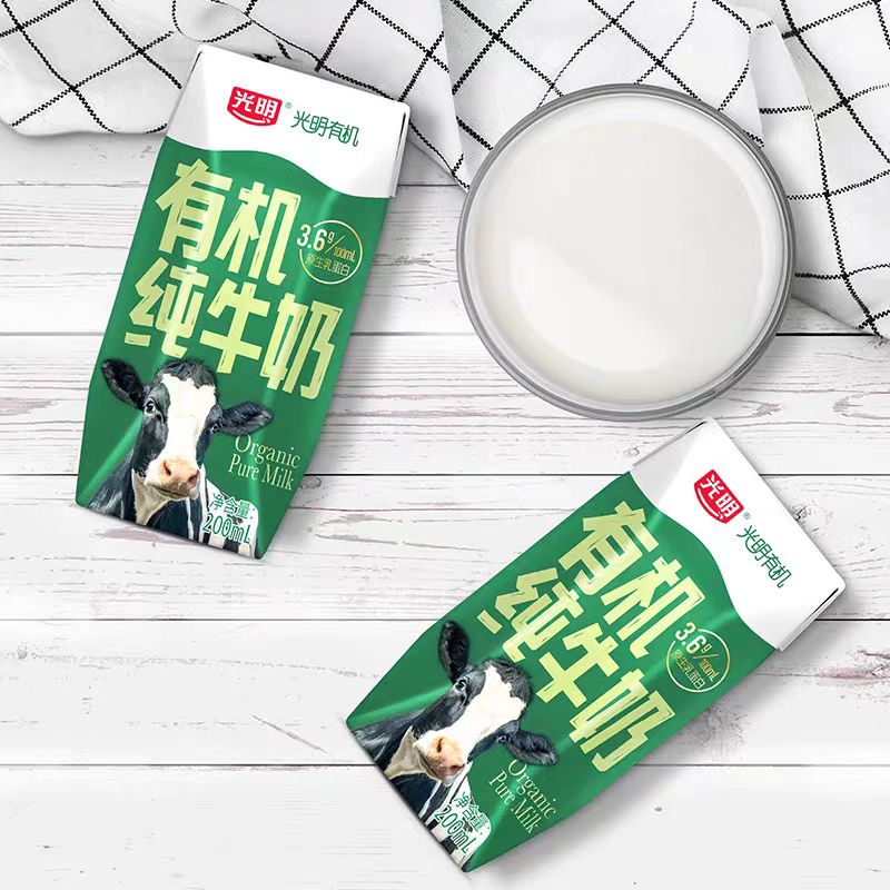 光明有机纯牛奶200ml*20盒高清大图