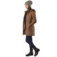 始祖鸟(ARC’TERYX) 女士鹅绒羽绒服户外轻便保暖连帽羽绒派克大衣 Nuri Coat新款