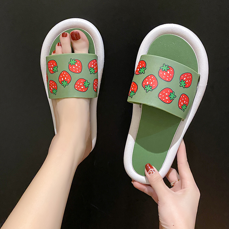 凡世界女士拖鞋新款夏季韩版潮流百搭卡通少女心草莓舒适轻便凉拖鞋