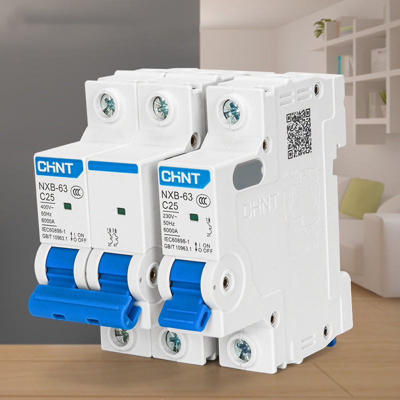 空气开关空开 16A 4P 3个
