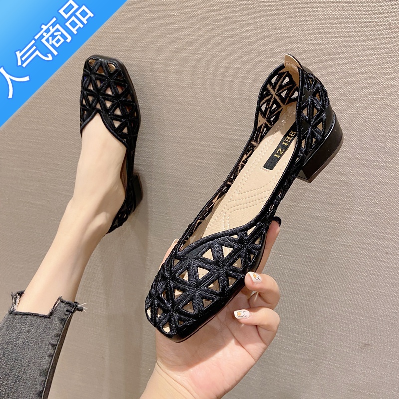 SUNTEK凉鞋女夏中跟2023夏款罗马风刺绣镂空复古方头粗跟单鞋透气洞洞刺高清大图