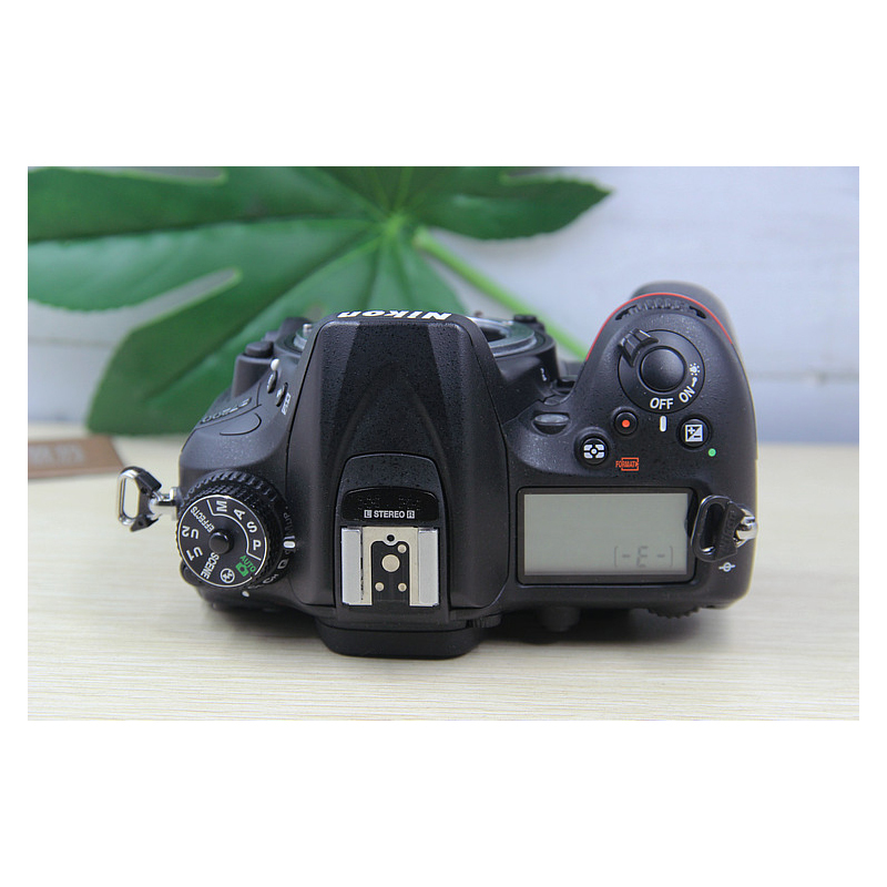 [二手95新]尼康/Nikon D7200 单机身(不含镜头) 51点对焦点 6幅/秒连拍 中端单反相机