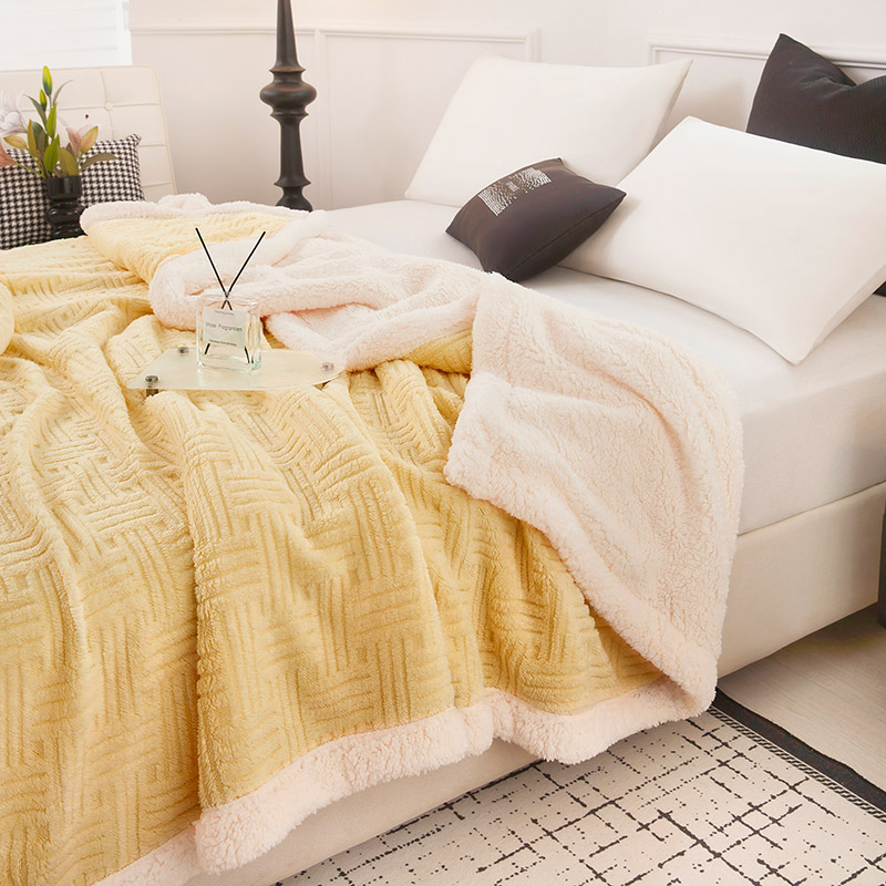 雅鹿提花舒棉绒双层毛毯高清大图