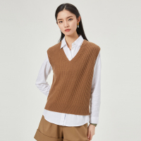 恒源祥纯羊毛针织背心女秋季新款复古竖坑条V领纯色无袖套头马甲 165/88A/M 砺茶棕