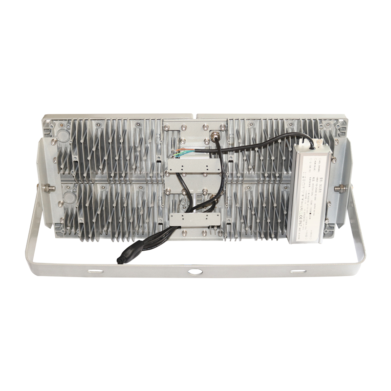 熠飞(EEEFEI) 防水防尘灯 LED 泛光灯 EF8202 200W高清大图