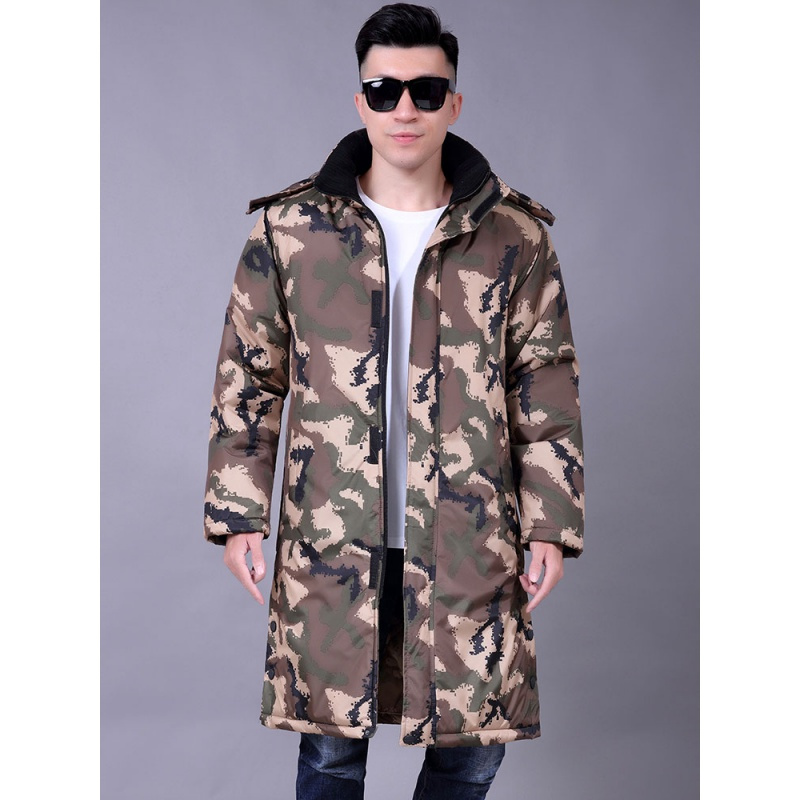 2020爸爸装冬季加厚中长款棉大衣中老年男防风保暖连帽迷彩军大衣外套