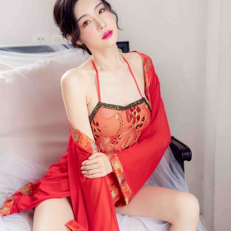 长夜漫漫唐装外套配肚兜 古典美女红色透视肚兜 情趣性感刺绣古装 新娘外套+红亮片肚兜 均码(80-140斤)