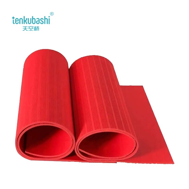 天空桥 绝缘胶垫 红色条纹8mm*1m*10m 卷高清大图