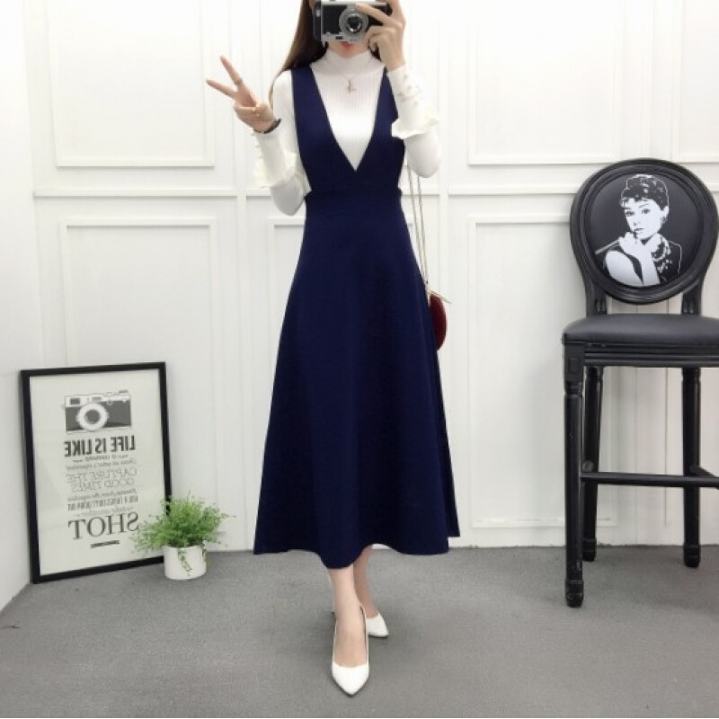春秋连衣裙女2018韩版新款女装背心裙中长款时尚背带裙显瘦打底裙