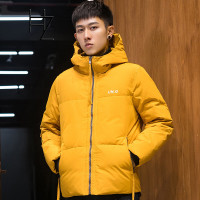HUNNZ2018新款青年短款连帽羽绒服男士时尚休闲加厚保暖外套