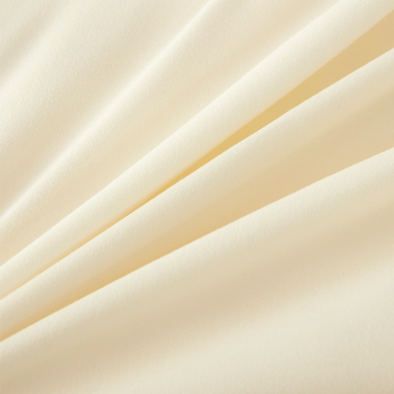 天山柔 150*200cm/200*230cm/220*240cm 奶小白大豆被芯 (计价单位:床) 豆乳白高清大图