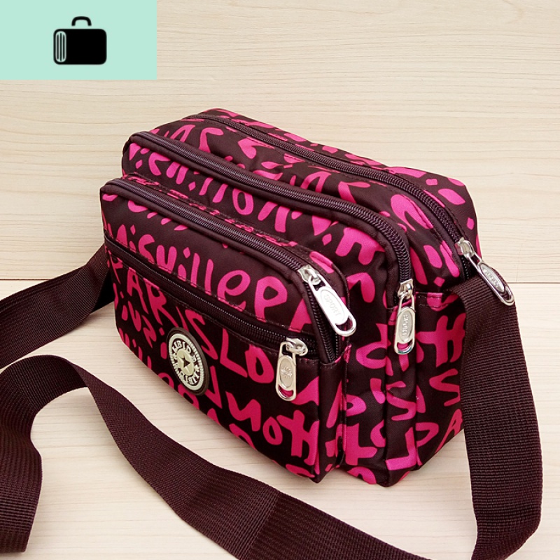 斜挎包女2020经典百搭防水牛津布尼龙单肩包妈妈包零钱手机旅行包NEW LAKE女士钱包/卡包 玫红字母斜挎包