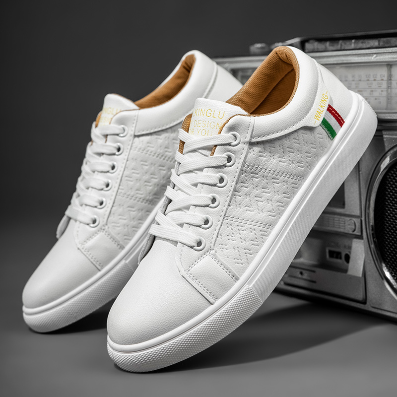 凡世界男士小白鞋春季新款韩版潮流百搭系带板鞋学生舒适休闲男鞋子