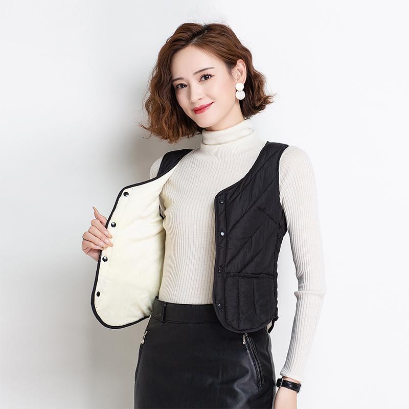 新款新款羽绒棉马甲女短款秋冬季中老年女士坎肩大码妈妈内穿贴身背心