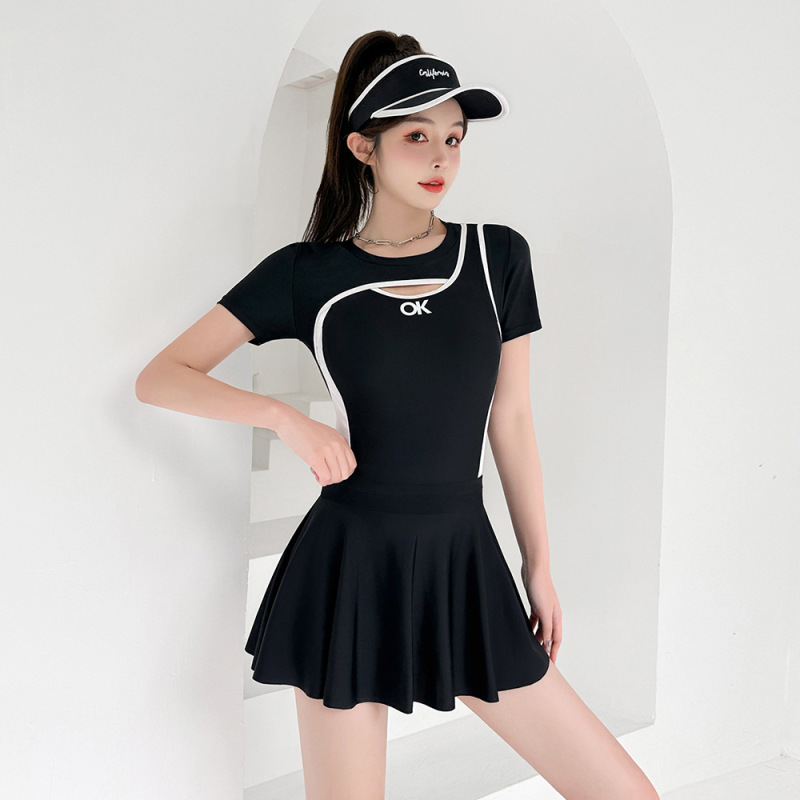 泳衣女2023夏季新款遮肚显瘦泡温泉连体游泳衣保守女款泳装