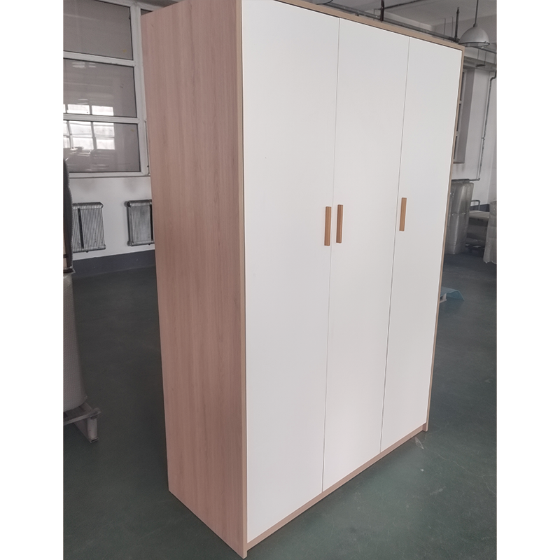 爱得帮三门衣柜 1350*550*2000mm 组高清大图