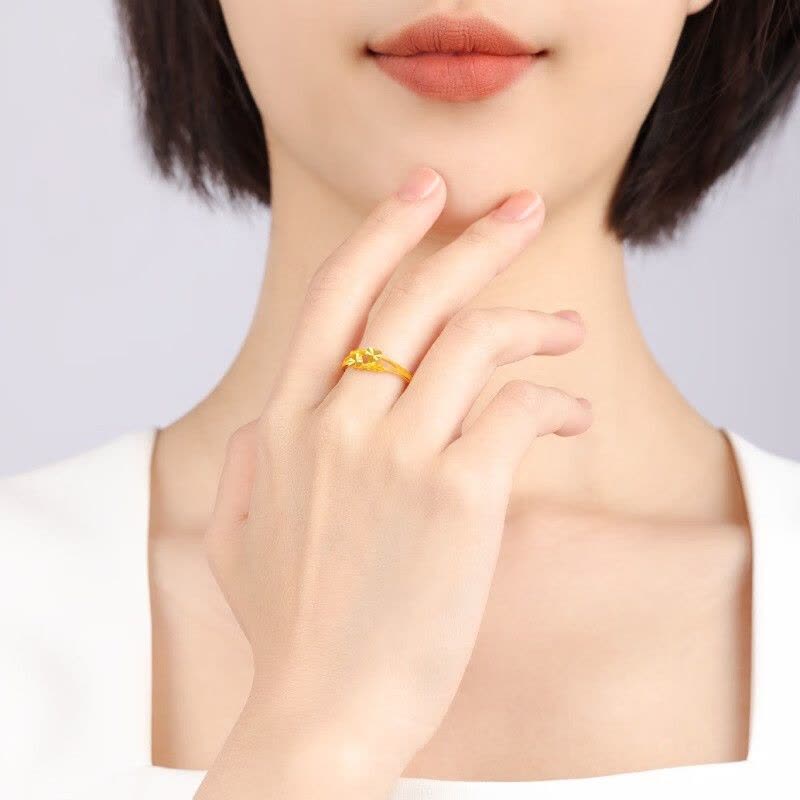 周大福心心相依足金黄金饰品戒指计价(工费:160元)EOF46图片