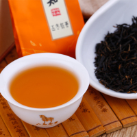 八马茶叶 入口知系列 小种工夫红茶 茶叶礼盒装180g