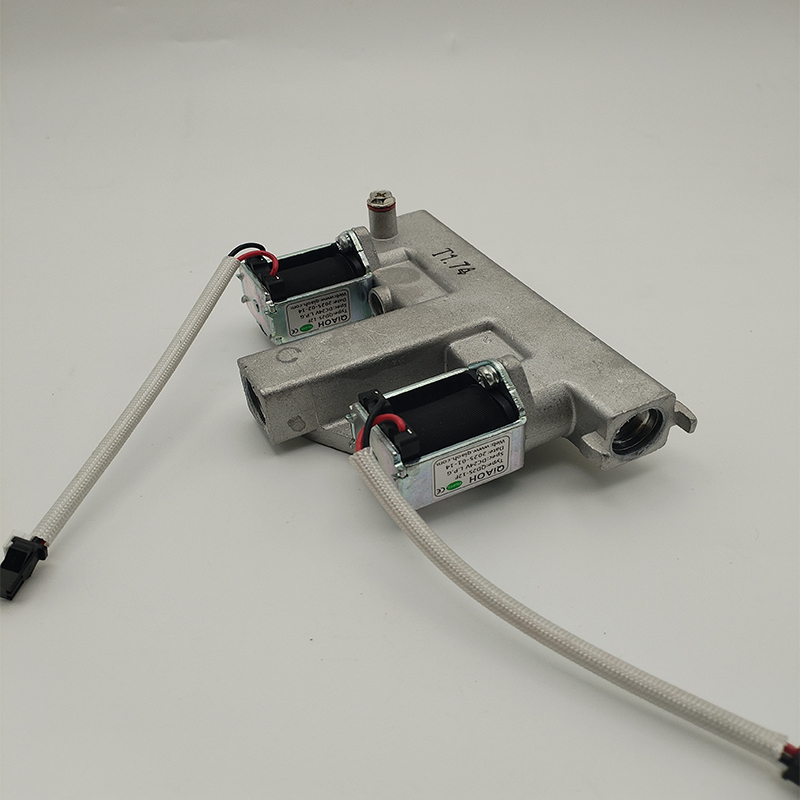 帮客材配倍科燃气热水器JSQ25-13MC(12T)分气杆(带分段阀)高清大图