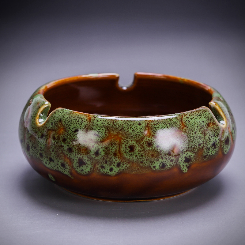 陶瓷防飞灰烟灰缸大小号创意个性潮流时尚北欧家用客厅装饰摆件窑变白