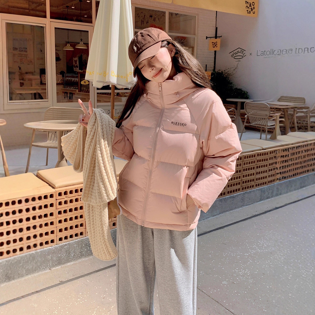 95白鸭绒羽绒服女短款2026年新款加厚小个子连帽冬季外套情侣高清大图