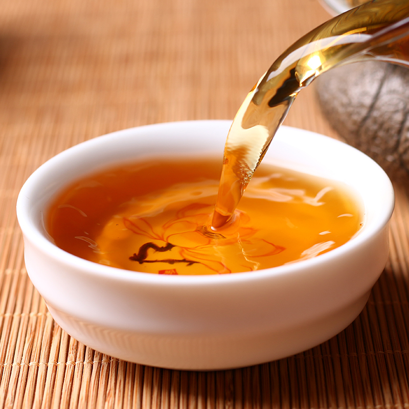 特级凤庆金丝滇红300克 云南滇红茶蜜香明前春茶金芽礼盒装