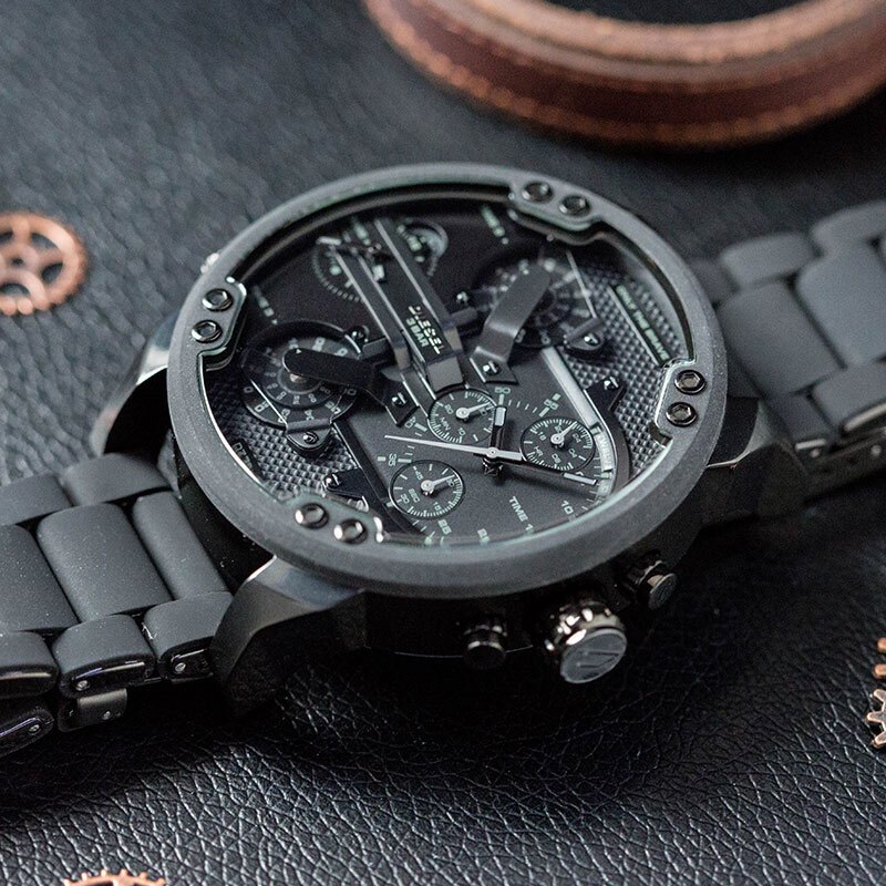 迪赛dieselthedaddie系列四区时显手表石英表男士腕表黑武士运动时尚