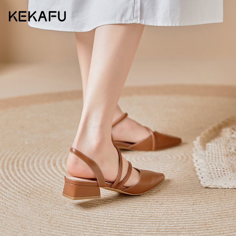 珂卡芙低跟包头凉鞋女2023夏季新款仙女晚晚风尖头单鞋女复古凉鞋