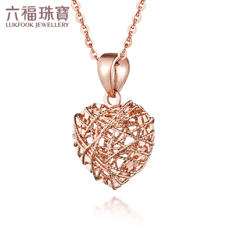 六福珠宝18K金项链吊坠女款心形白K金吊坠不