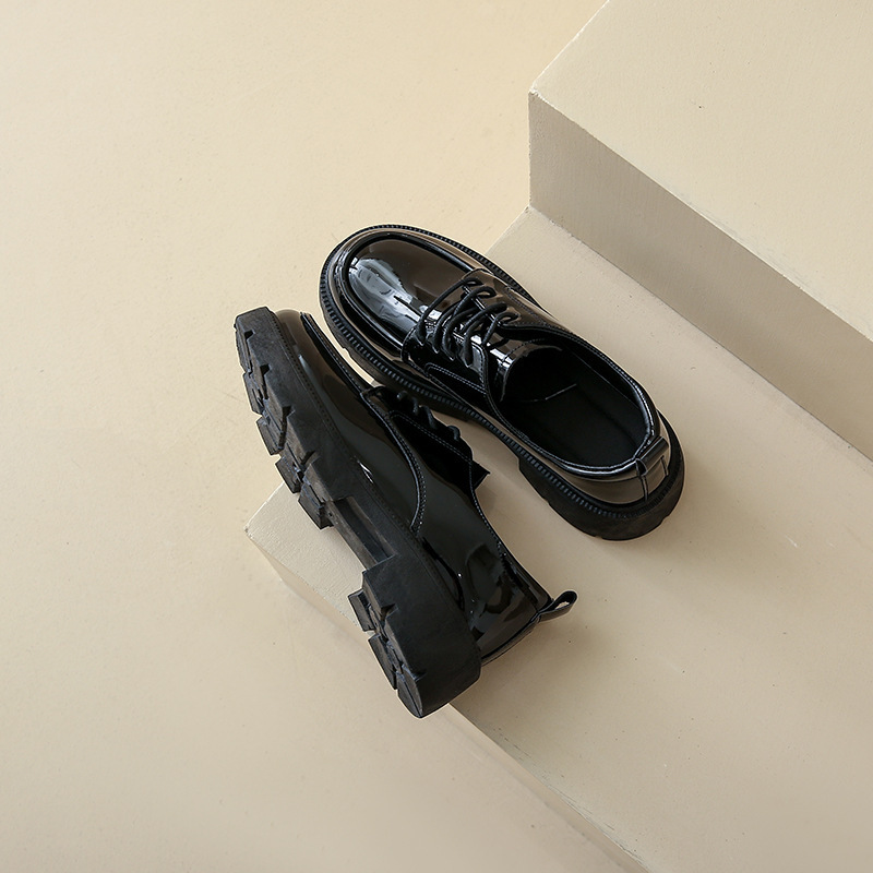 2023秋季新款亮面小皮鞋女ins潮厚底增高系带复古学院英伦风