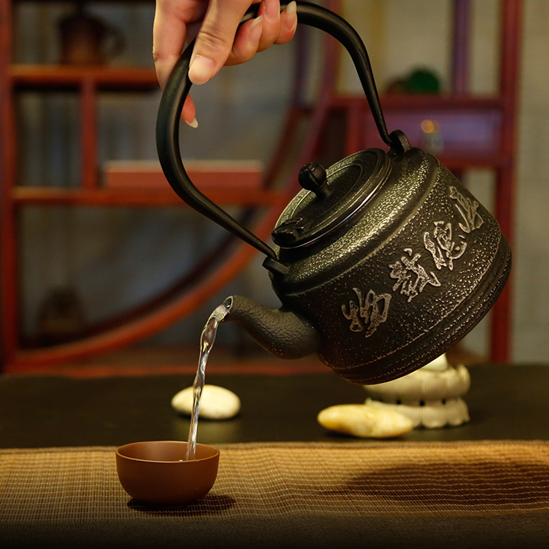 常生源 茶壶耐高温大容量烧水铁壶电磁炉手冲泡茶壶铸铁壶 厚得载物铁壶