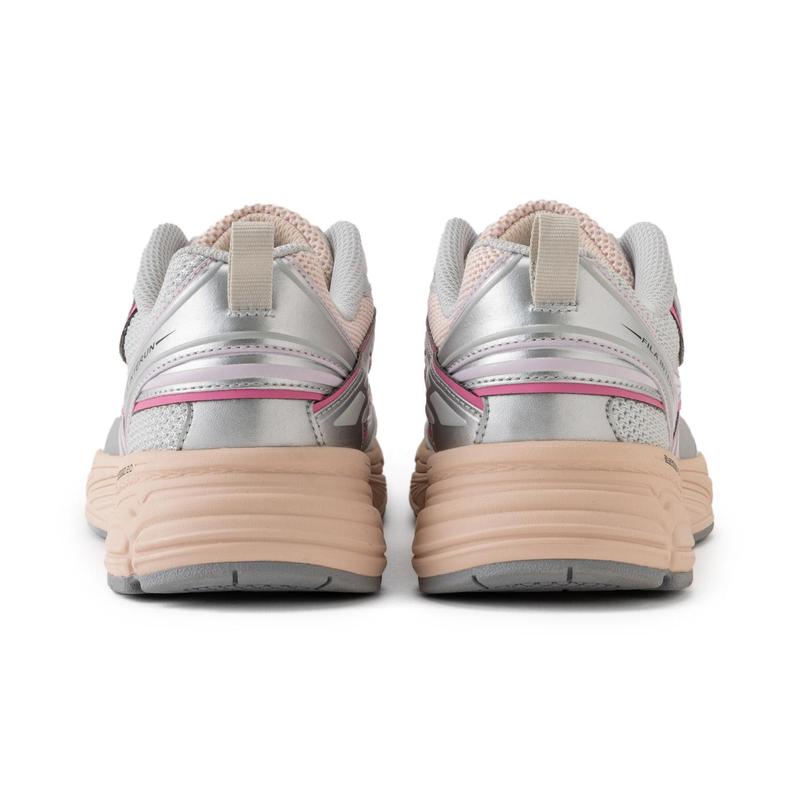 FILA高回弹缓震跑鞋女款YK复古拼接白粉拼色运动鞋高清大图