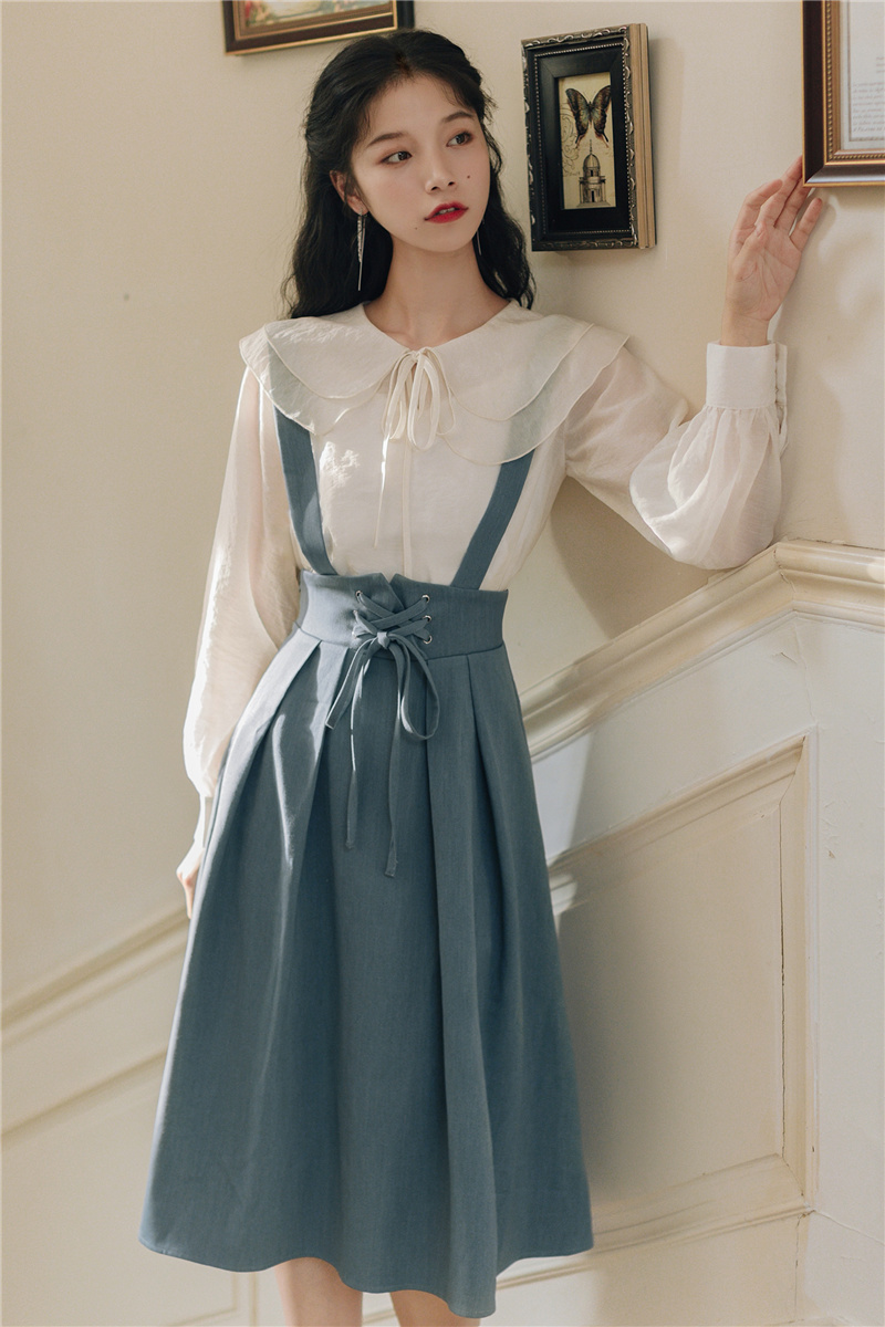 艳如飞森女系背带裙两件套秋季泫雅风衣服少女学生森系文艺复古套装女