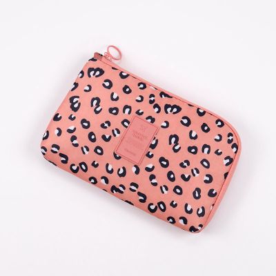 充电器耳机整理包数码收纳包手机充电宝数据线收纳便携旅行收纳袋 豹纹
