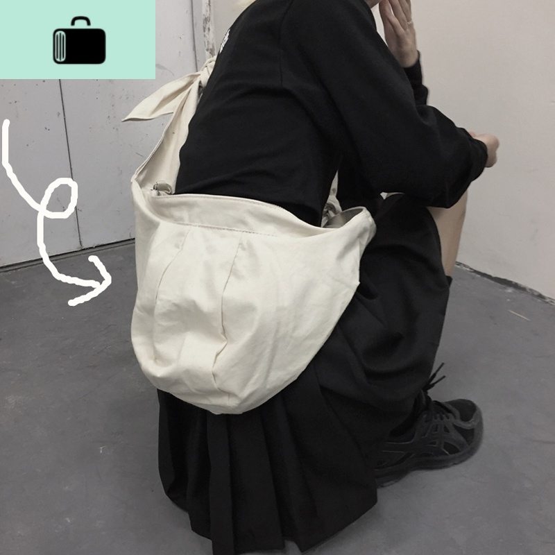 韩国INS网红包包暗黑纯色系带打结斜挎包帆布包男女百搭饺子包潮NEW LAKE女斜挎包