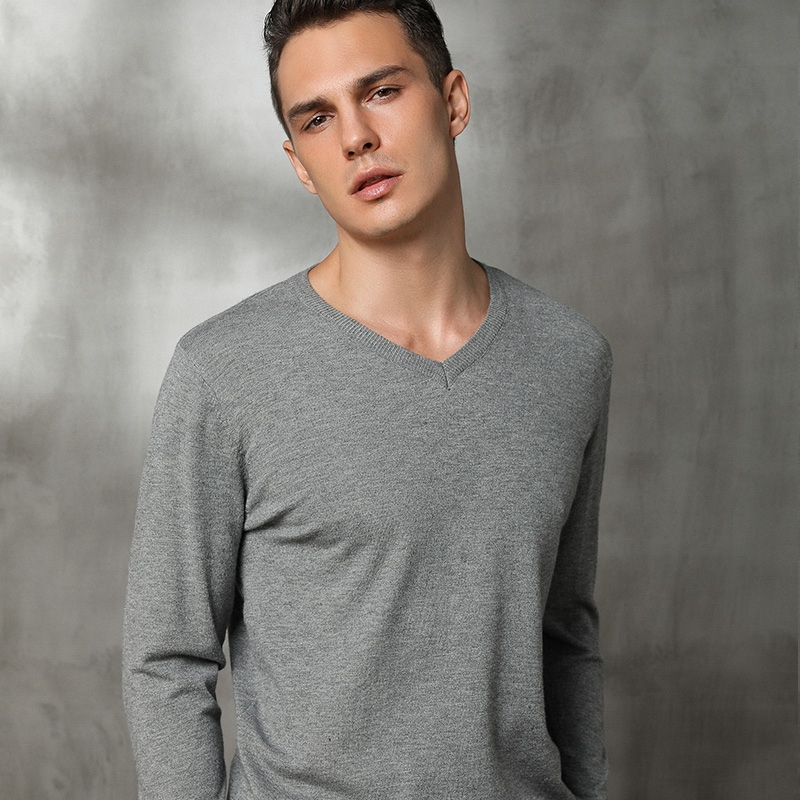 2018秋冬季羊绒衫男v领商务宽松纯色针织衫大码男士加厚毛衣