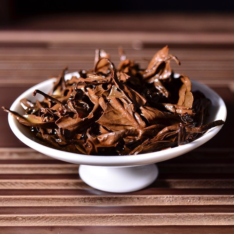 云南滇红茶凤庆红茶砖蜜香古树晒红茶砖红茶叶250g*4片非金骏眉
