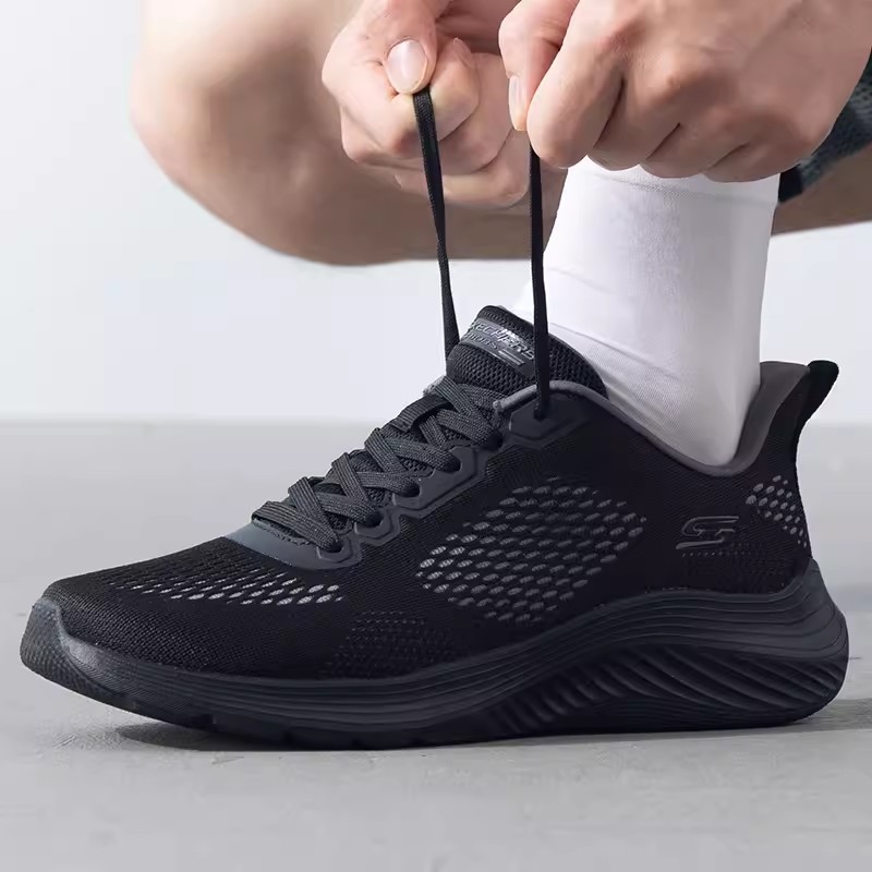 Skechers斯凯奇男鞋新款款减震耐磨轻便网面透气运动休闲跑步鞋118220-BBK ZP
