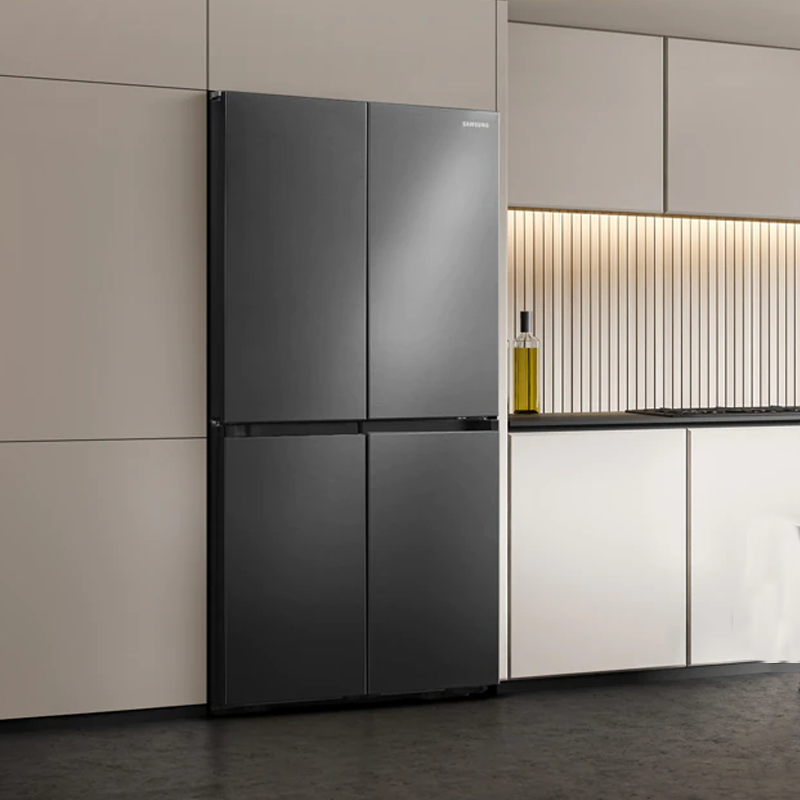 三星冰箱 韩国原装进口 647升 无霜保湿制冷三循环 变频大容量家用