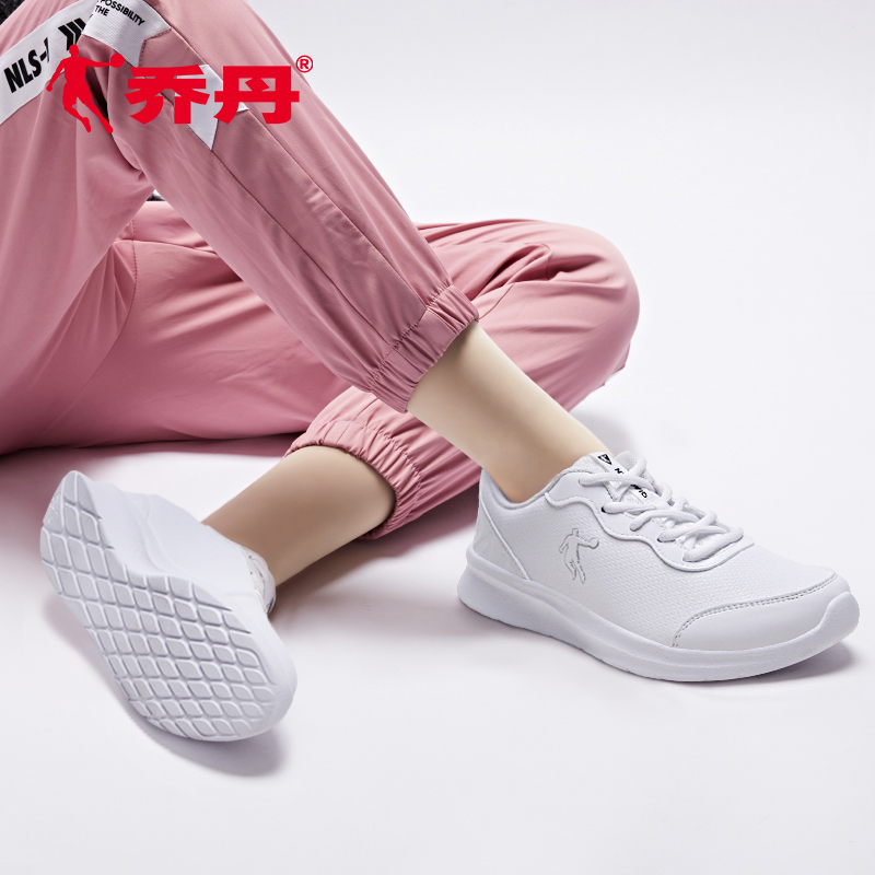 乔丹运动鞋女2022新款秋季官方女鞋空军一号低帮板鞋小白鞋休闲鞋