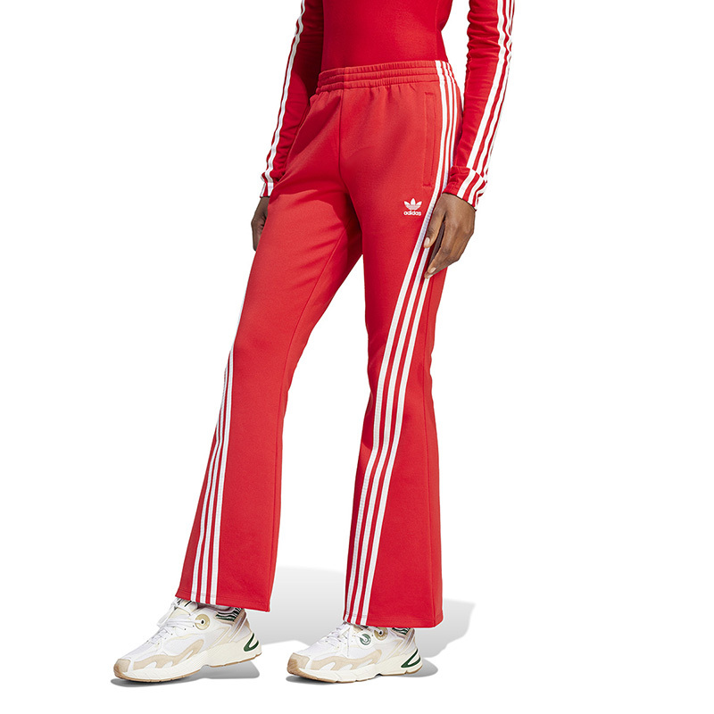 adidas originals三叶草 辣妹系列 三道杠喇叭型修身运动长裤 女款 红色 IV9325