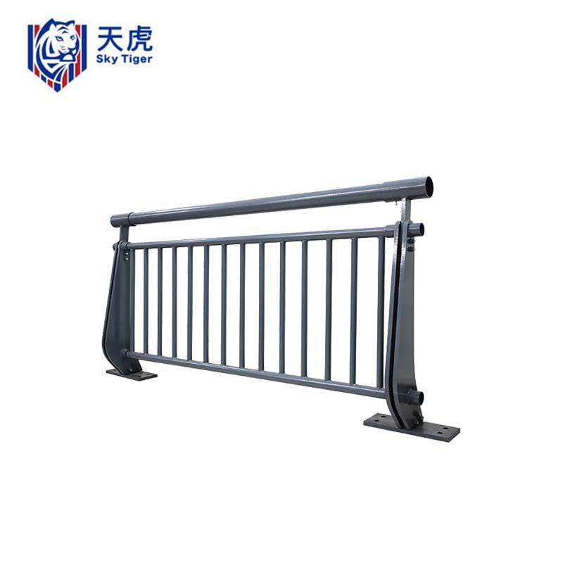 天虎 镀锌钢防撞护栏 1.2米高 米图片